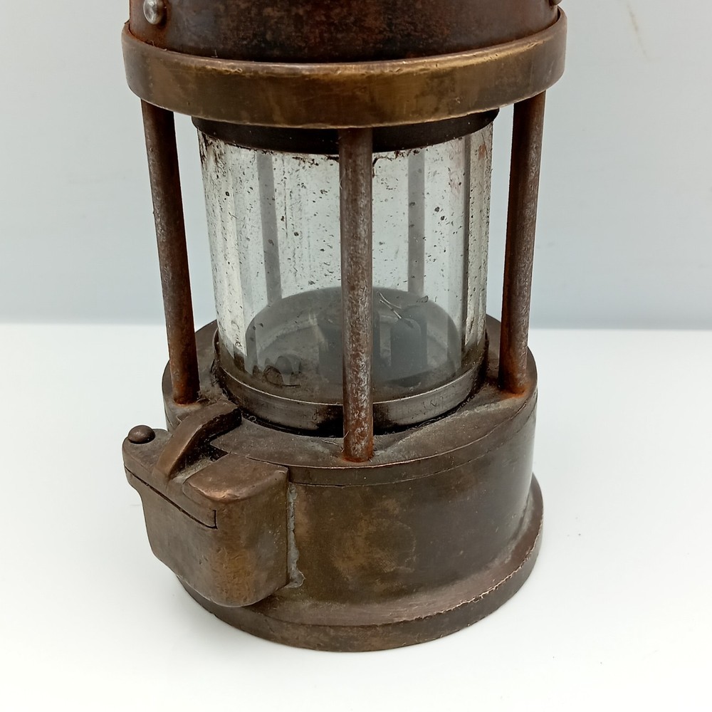 Eccles Miners Lamp Protector Type SL M&Q