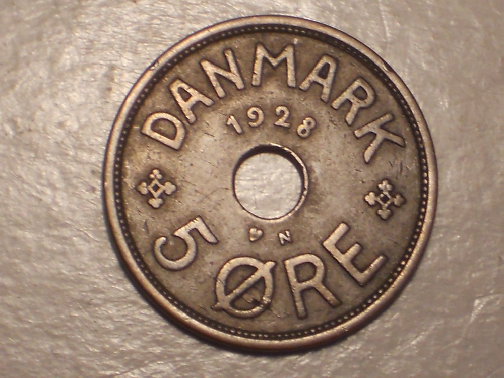 Denmark 1928 5 ORE (VF & Attractive)