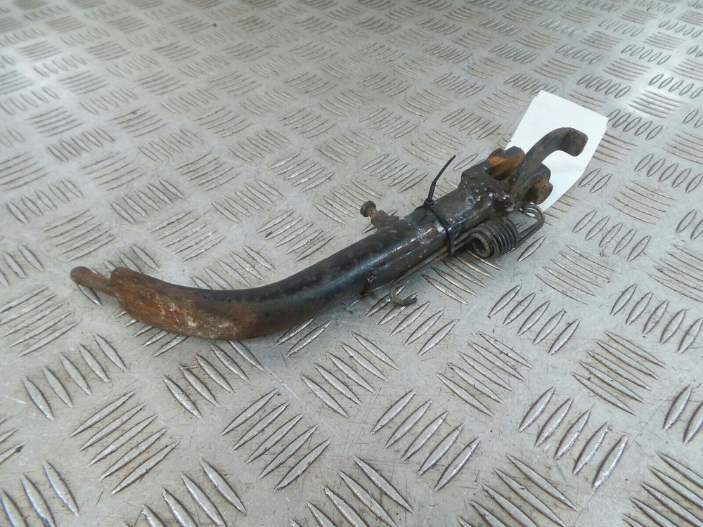 2002 SUZUKI GZ 125  Side / Centre Stand