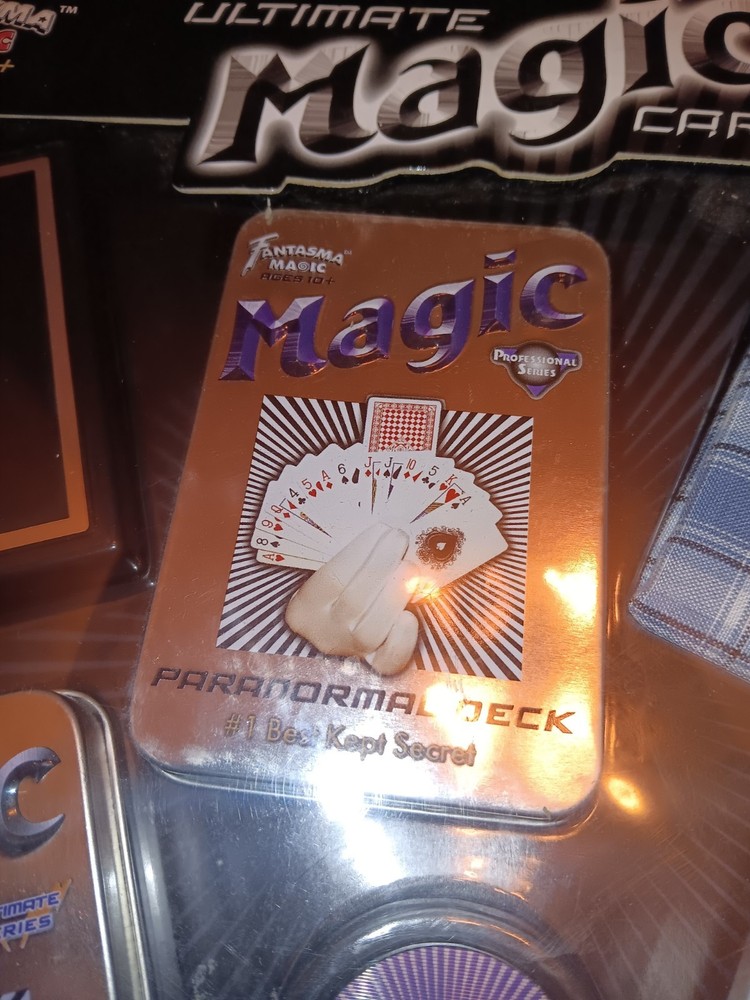 Fantasma Ultimate Magic Card Set (250+ Tricks) LH005C