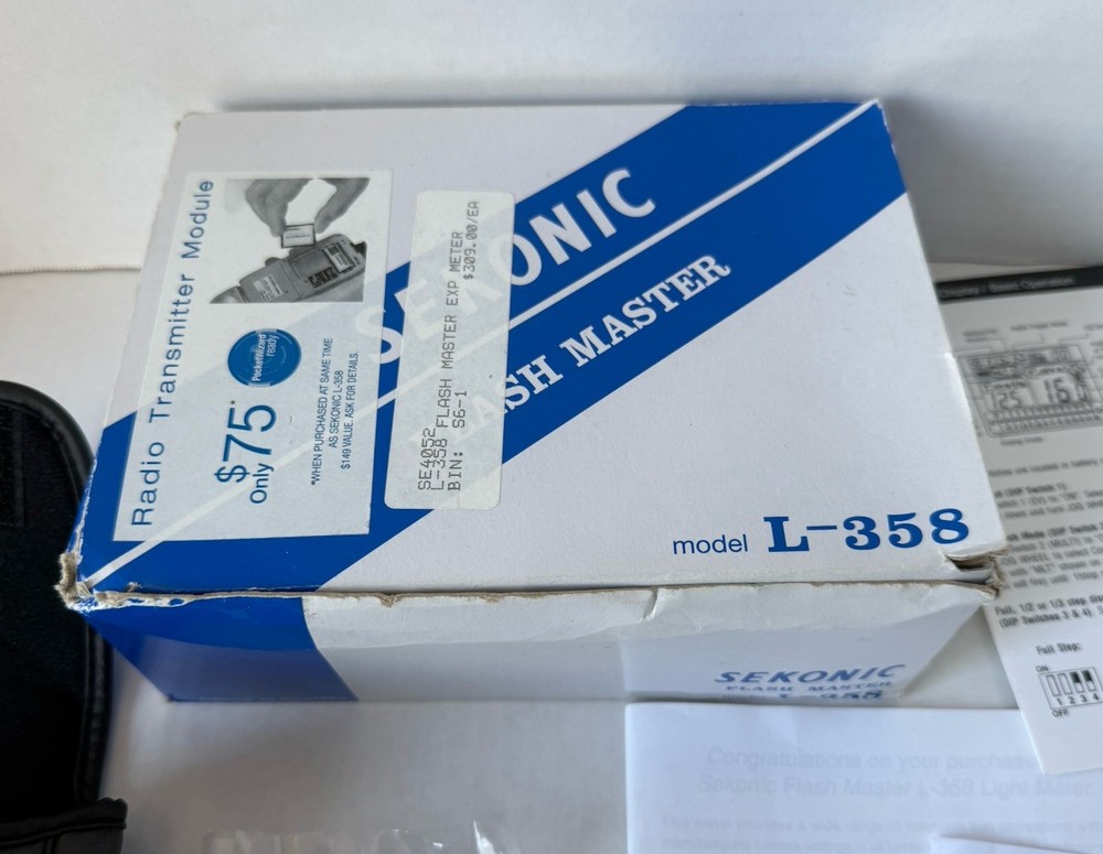 Sekonic L-358 Flash Master Digital Light Meter Silver Mint Condition
