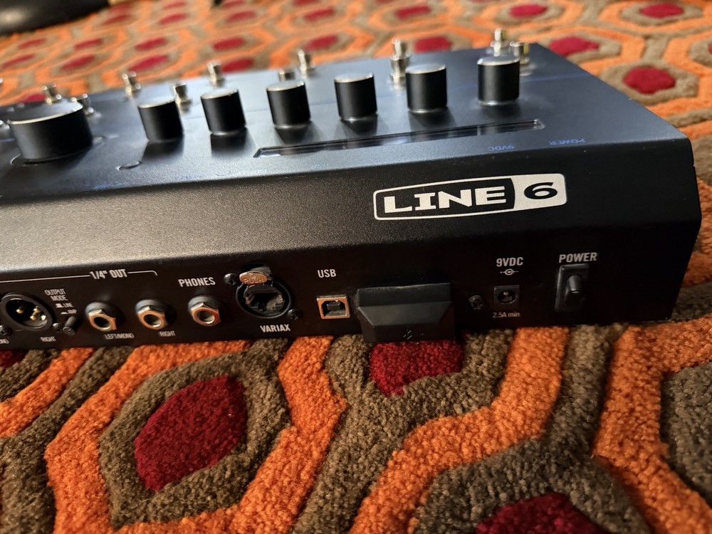 LINE 6 FIREHAWK FX MULTI EFFECTS GUITAR FLOOR PEDAL DIGITAL PROCESSOR TESTED