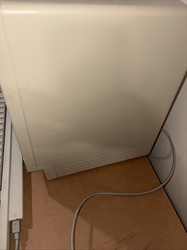 Apple Macintosh Classic M0420