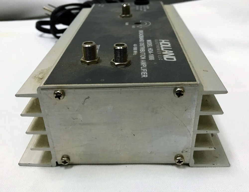 Holland Electronics LLC Model HDA-1000 Broadband Distribution Amplifier