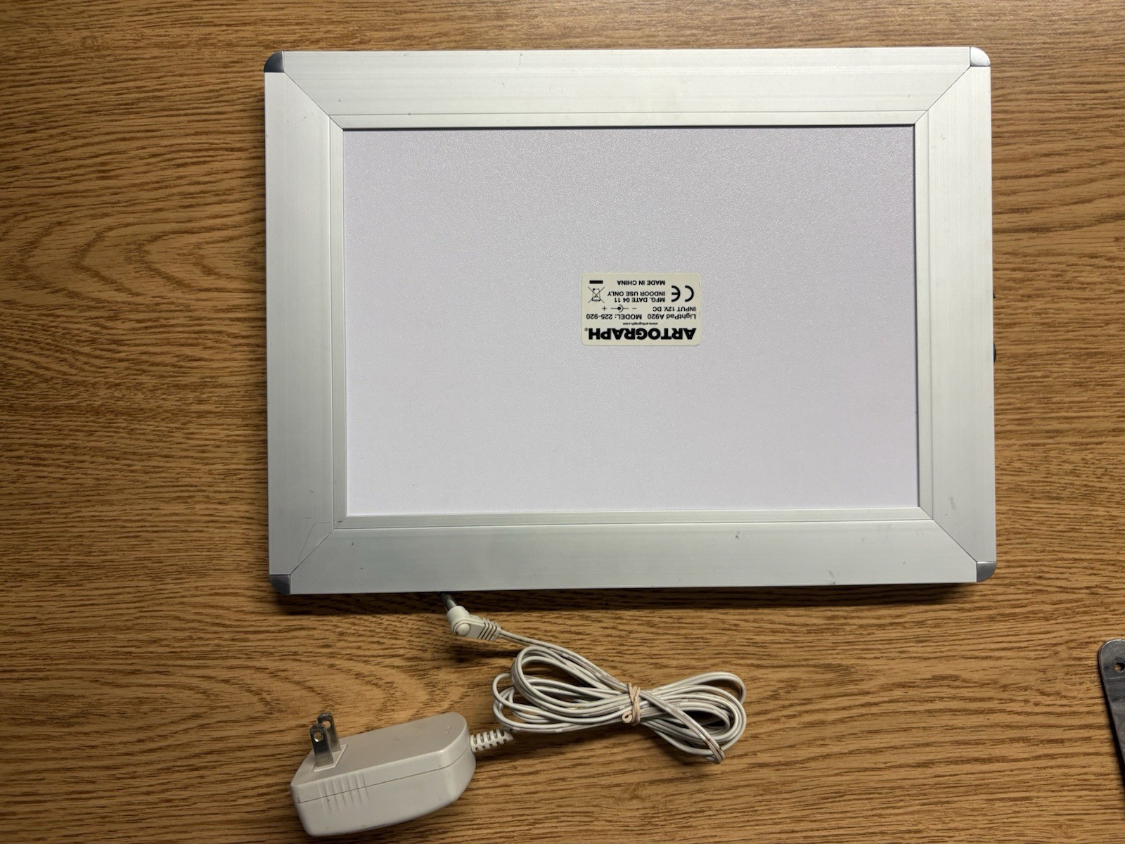 Artograph 225-920 Lightpad A920 LED Light Box - Lighted Area 6x9