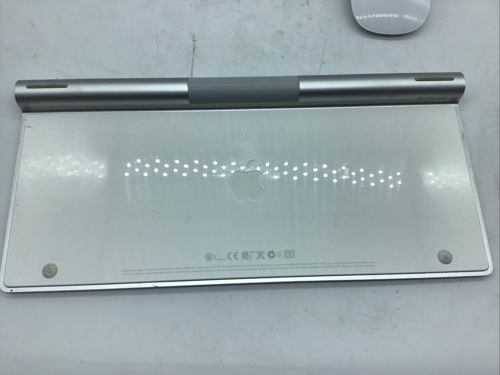 Apple A1314/A1296 OEM Bluetooth Keyboard & Mouse Bundle Power Tested Read