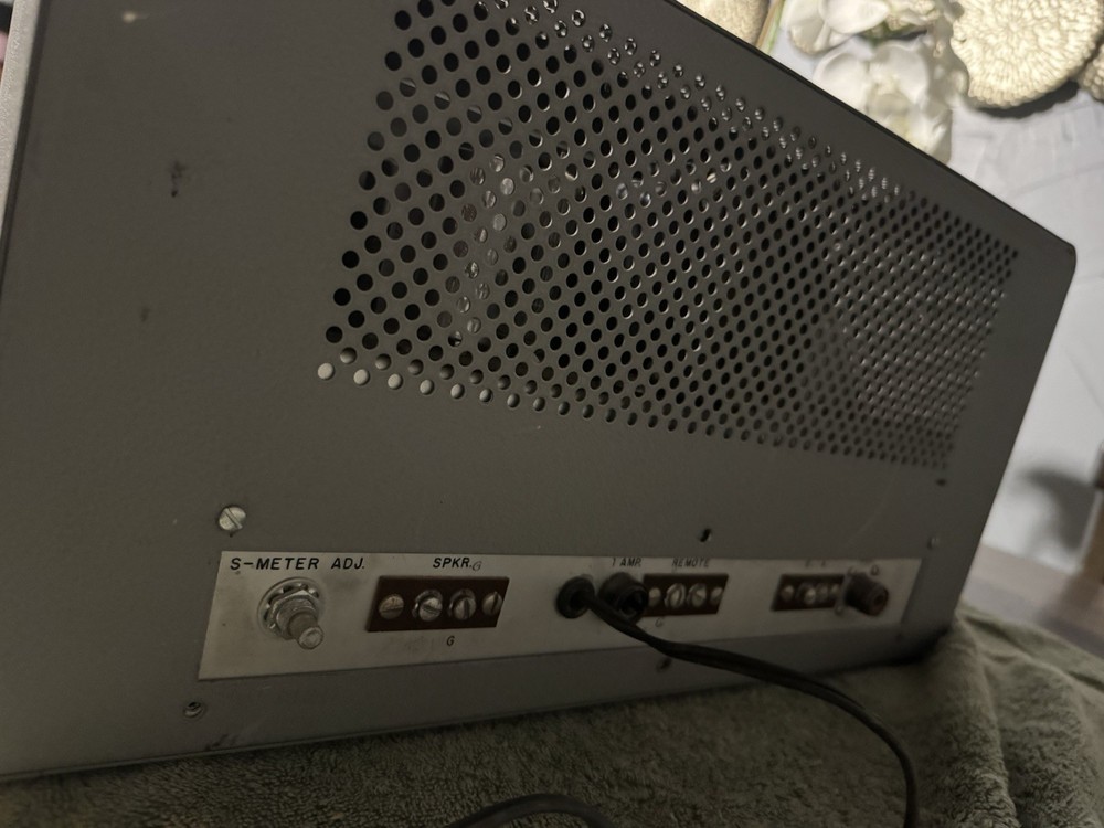 Knight R100A R-100A Receiver ( TURN ON GOOD)