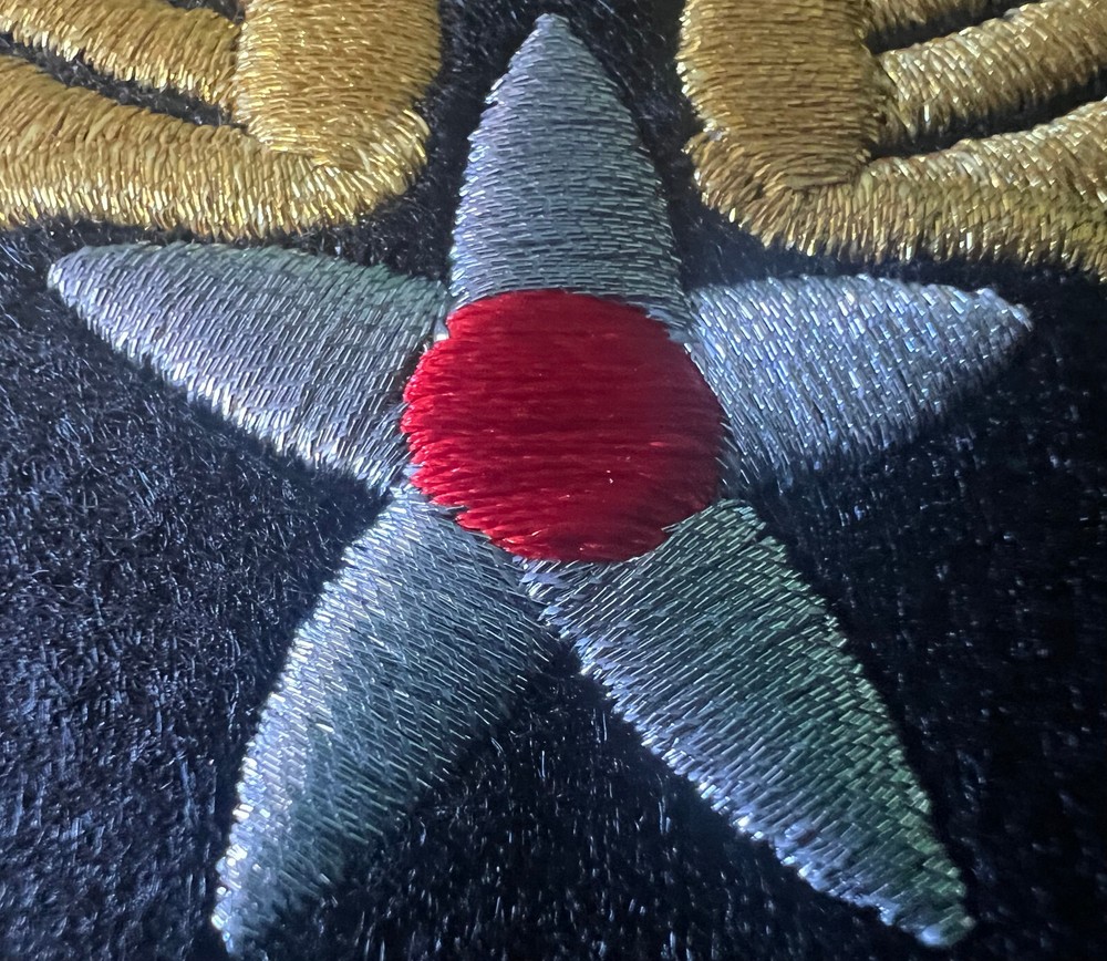 USAAF FELT SHOULDER PATCH W/GOLD AND SILVER WIRE THREAD