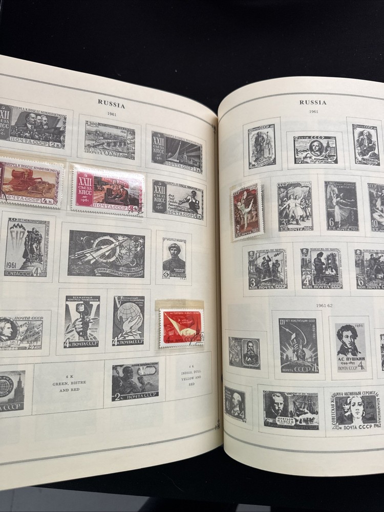 Scott International Blue Stamp Album 1960-1965 Part 5 V - Some Stamps