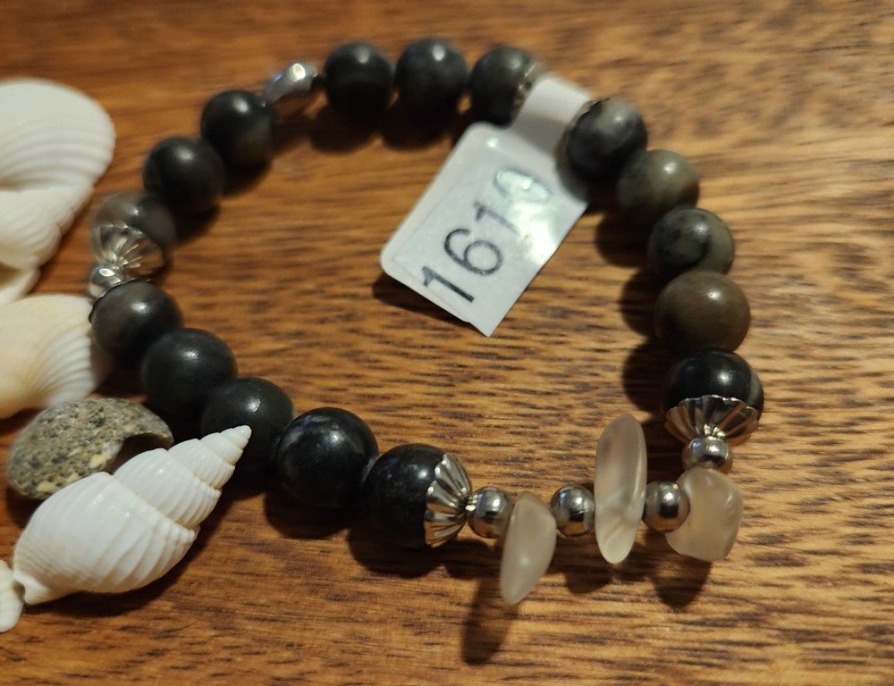 Handmade Artisan Network Quartz Stretch Bracelet #1610
