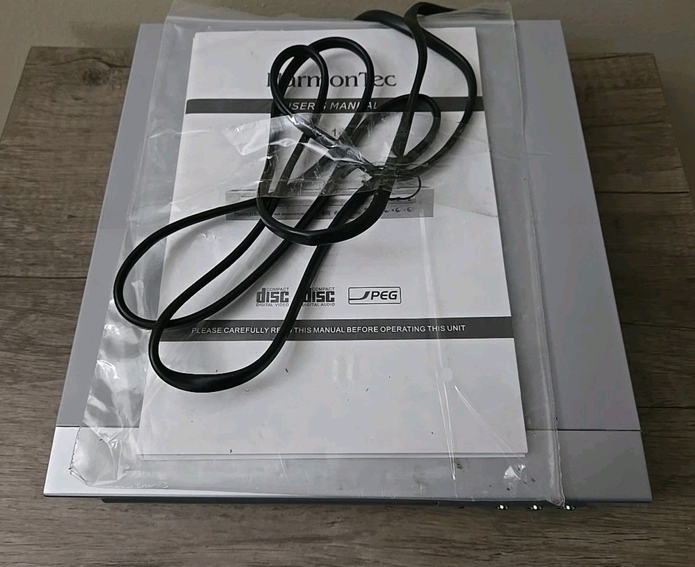 HarmonTec DV-105 Progressive Scan DVD/VCD/CD Player No Remote