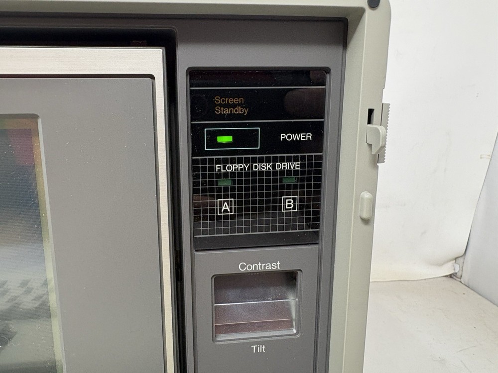 SHARP ELECTRONICS PC-7000 PERSONAL COMPUTER