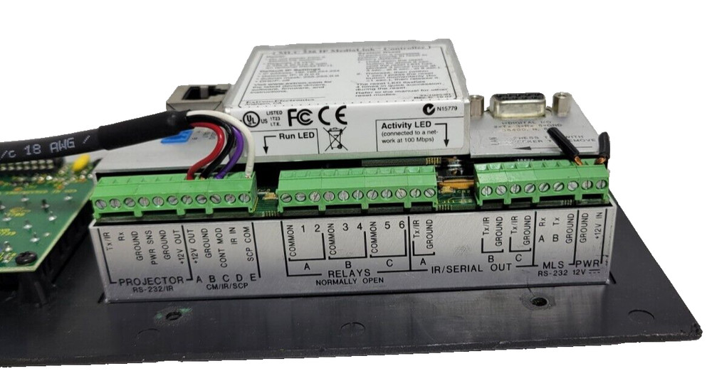 Extron MLC 226 IP DV+ Multi Use Panel MLC 226 IP MediaLink Controller