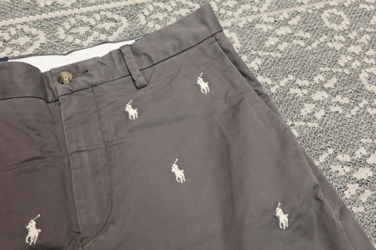 Polo Ralph Lauren Men's "All Over Pony" Classic Fit 9" Shorts - Size 38 - Gray