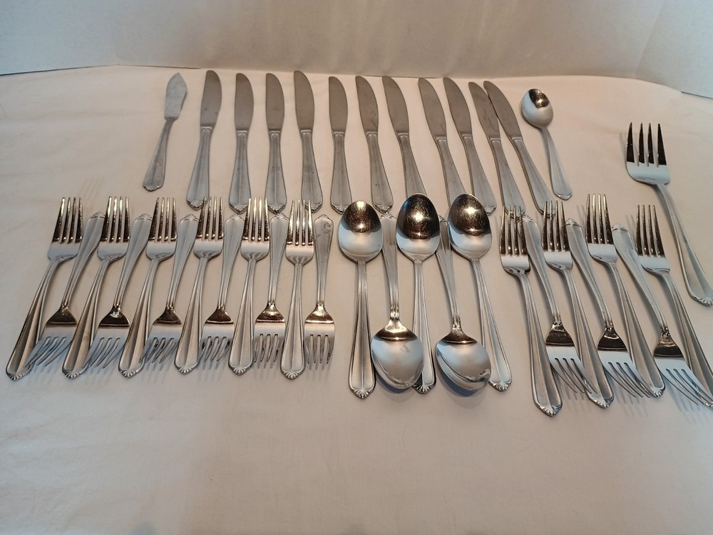 Hampton Silversmiths Stainless 235 Flatware 38 Pieces Silverware Charlotte Ptrn
