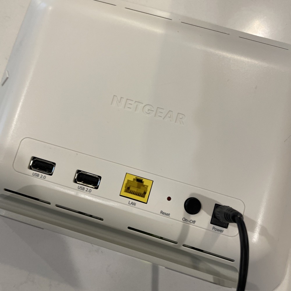 NETGEAR Base Station VMB3000