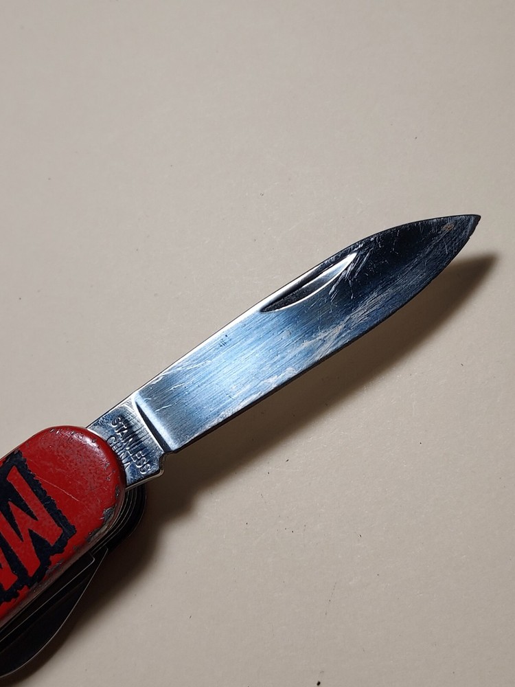 Mad River Drink Deep advertising Red Multi Tool