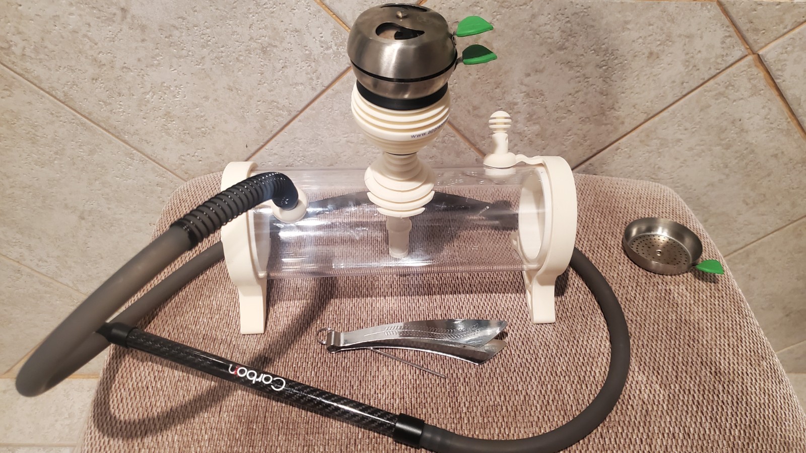 Apple on Top AoT White Hookah Horizontal -Easy to Clean and Use