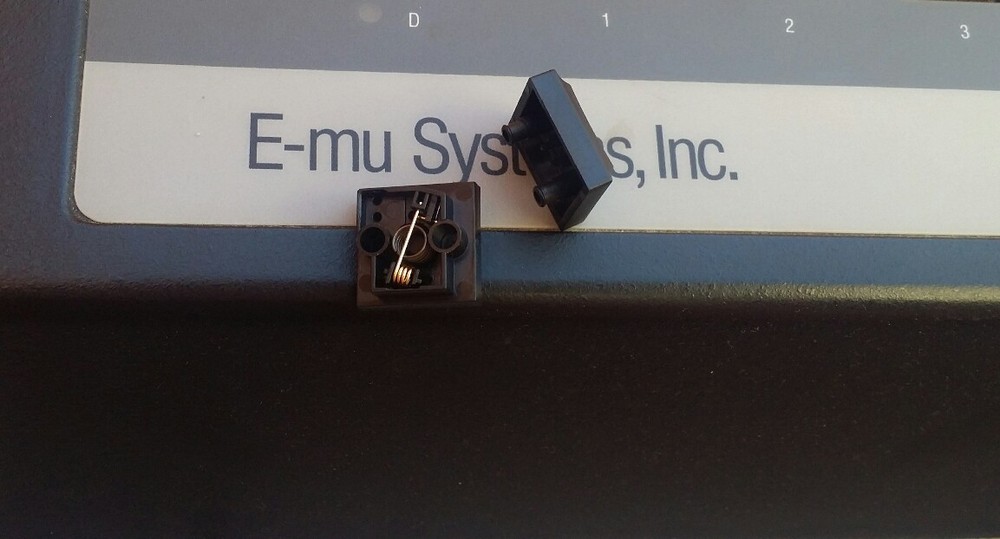 (1) One Brand New/NOS Drum Pad Button Switch For E-mu SP1200 + LinnDrum - MINT!