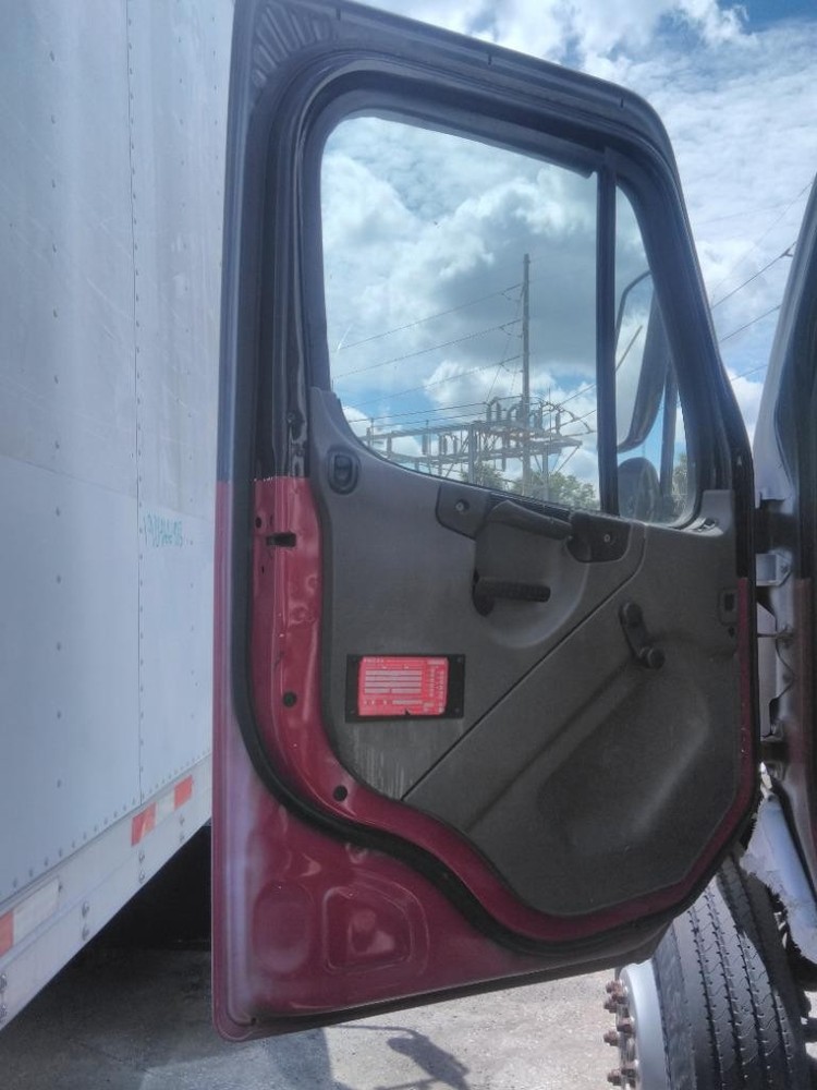 For 2004 FREIGHTLINER M2 106 2002-2014 DOOR ASSEMBLY Left , FL