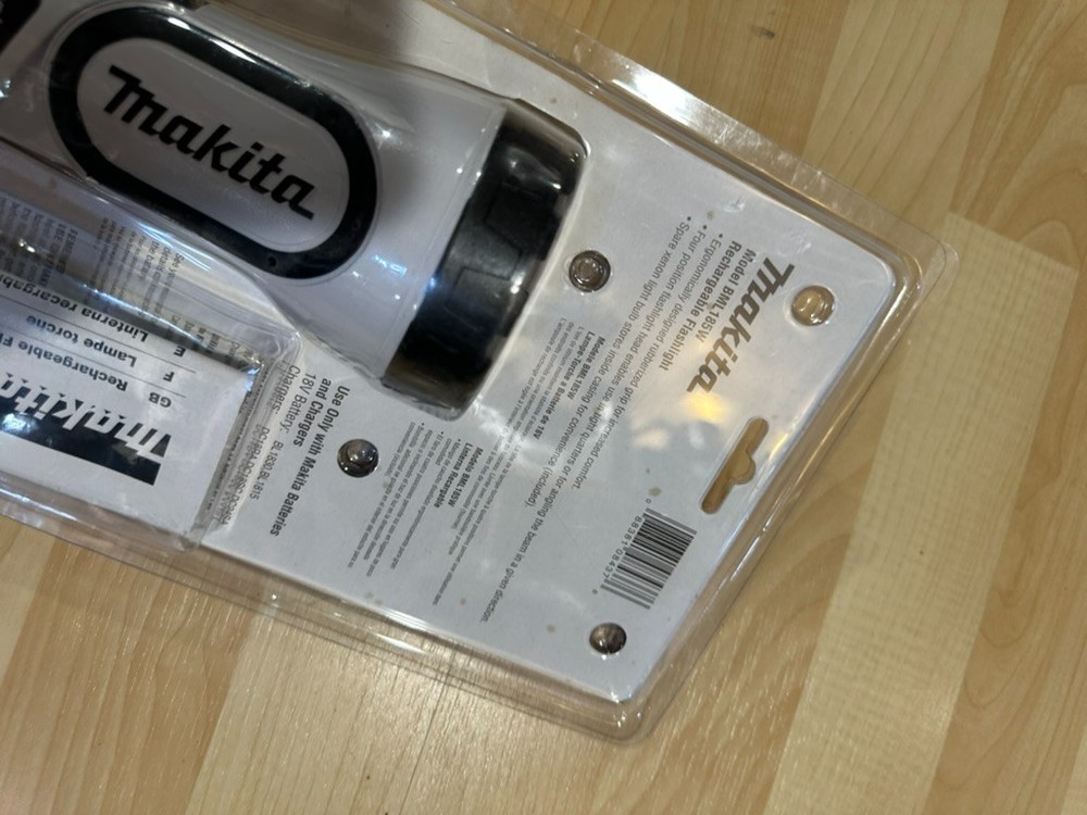 Makita Battery Powered Flashlight BML185 New