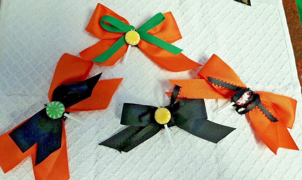 HALLOWEEN DOG BOWS FOR COLLARS, HOOK & LOOP FASTENER