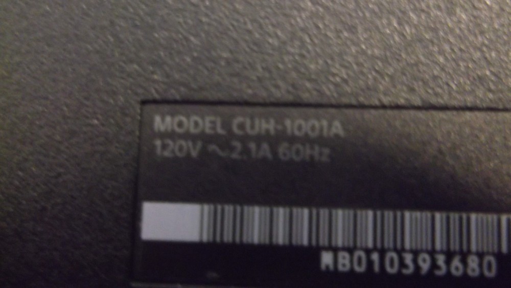 PS4 FAT CONSOLE WITH CONTROLLER