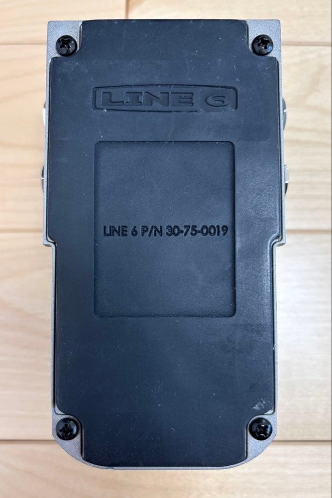 LINE 6 SPACE CHORUS Space chorus