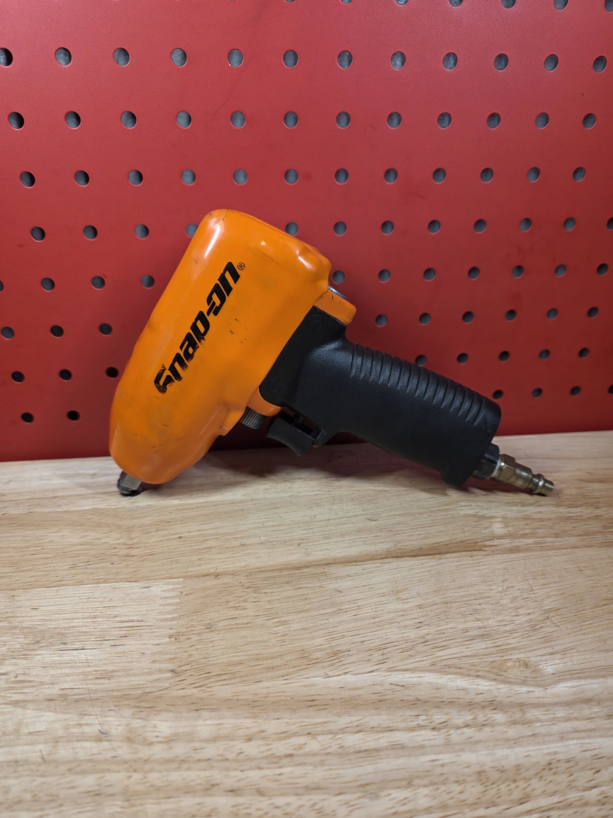 Snap-on Tools MG325 3/8" Drive Air Pneumatic Impact Wrench ORANGE With Boot Nice