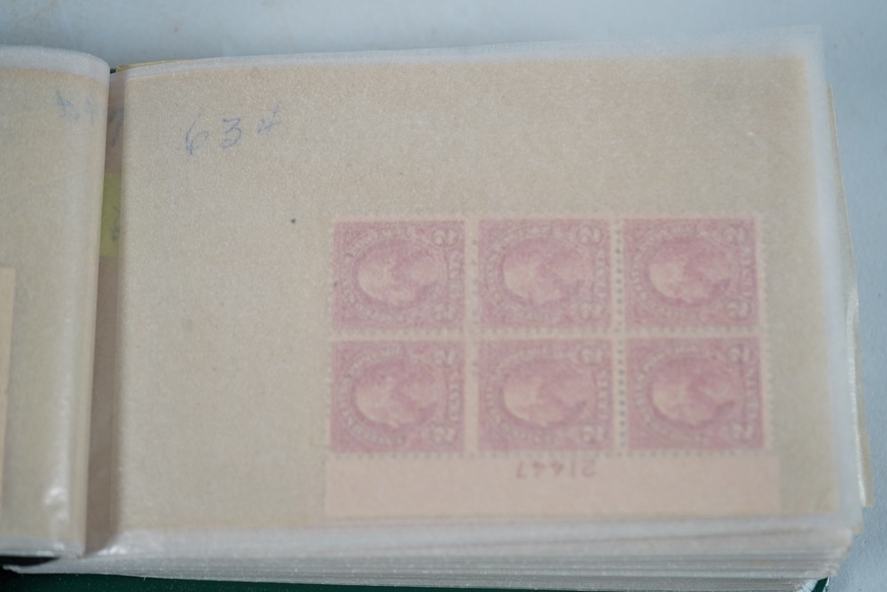 US COLLECTION OF 82 MINT BLOCKS PLATE BLOCKS & BOOKLET PANES IN SMALL ALBUM