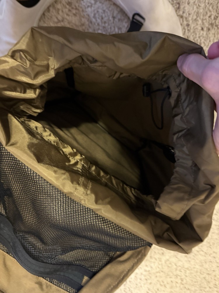 Goruck M22 Coyote/black (Mint)