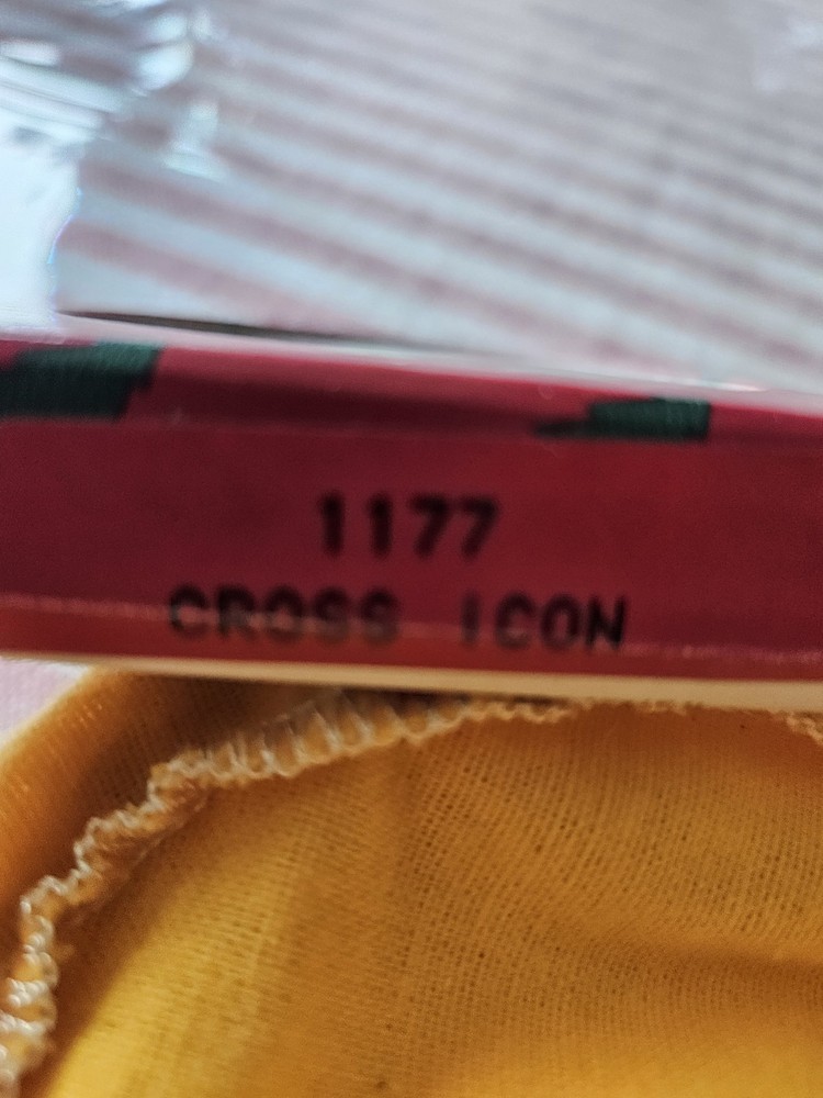 Reed & Barton SILVERPLATE CROSS #1177 Double Sided in Box