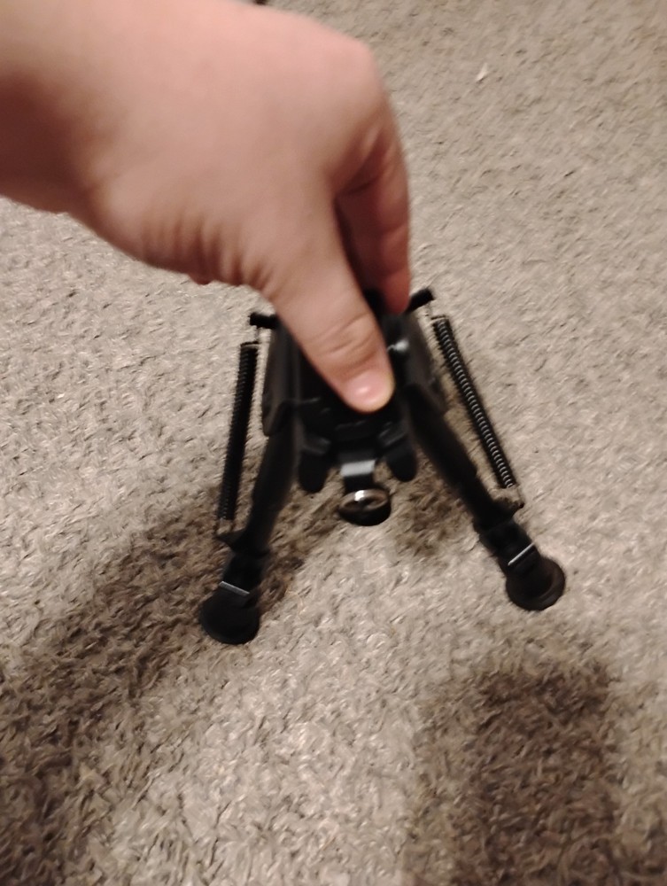 Airsoft rifle bipod