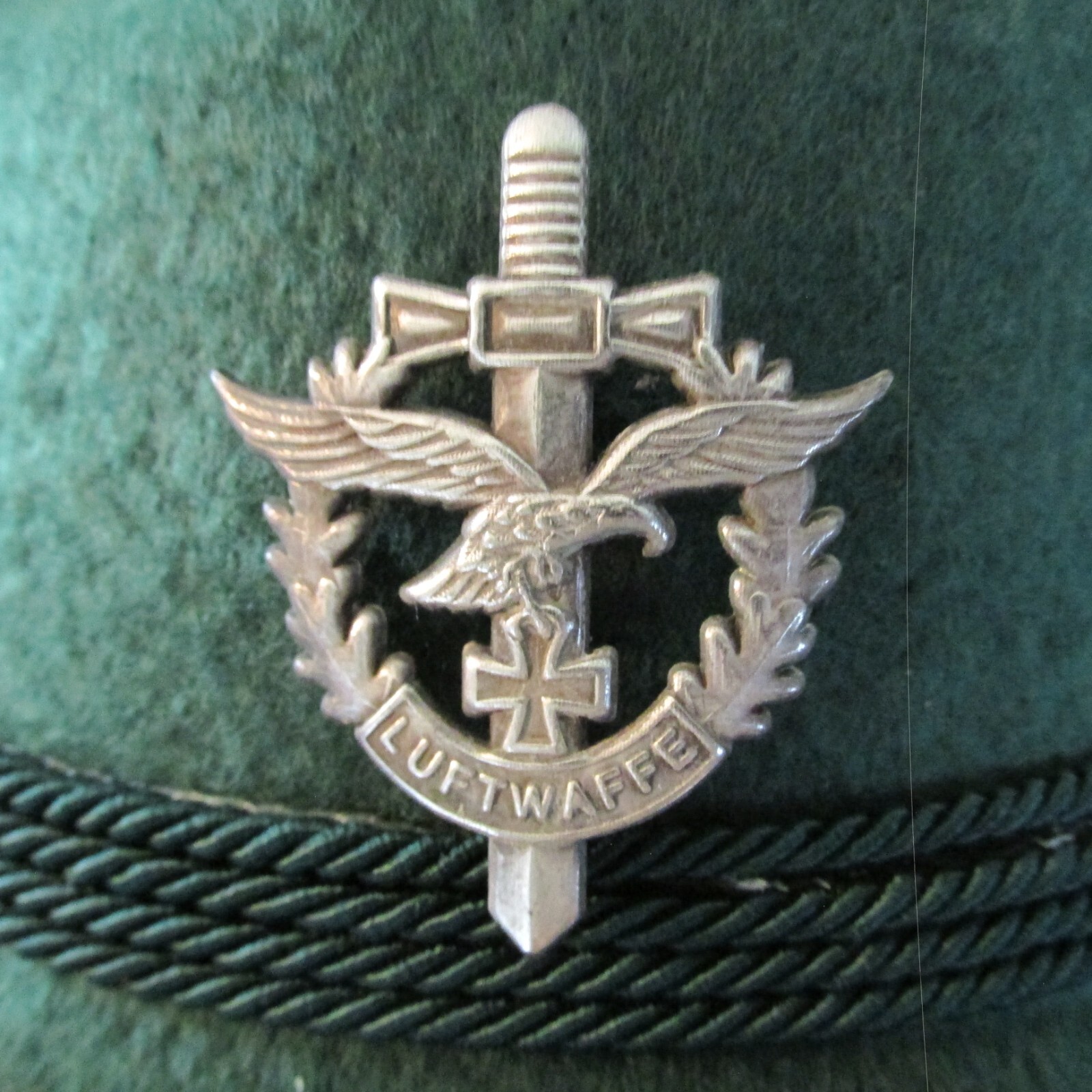 Luftwaffe Oktoberfest/GermanMilitary Hat Pin