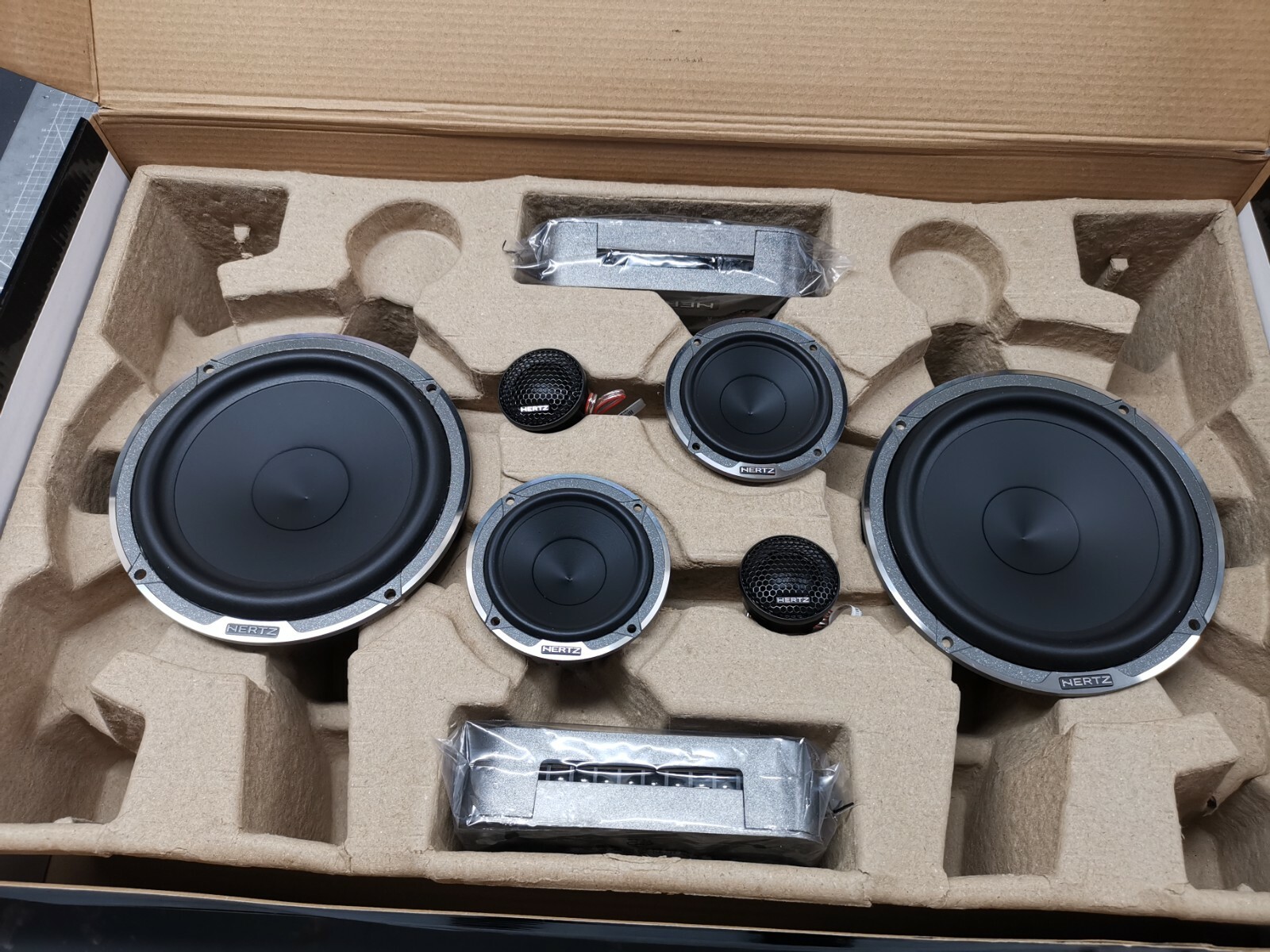 Hertz MPK163.3, Mille Pro, New 3 Way Car Speakers System .