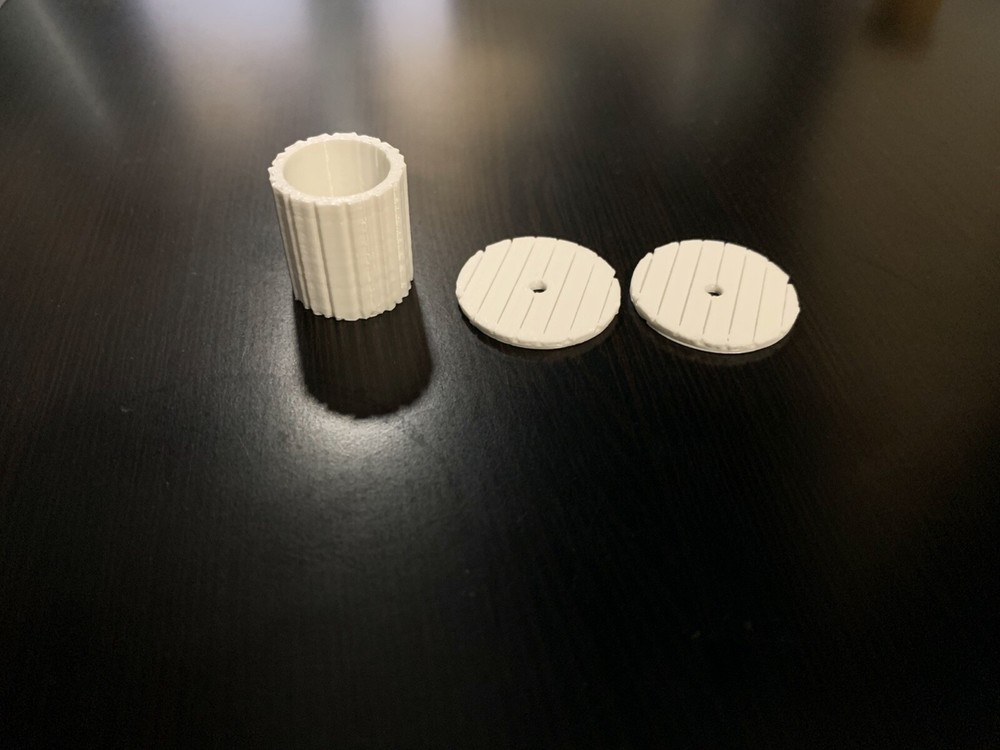 O/S Scale Wooden Spool 2 pack