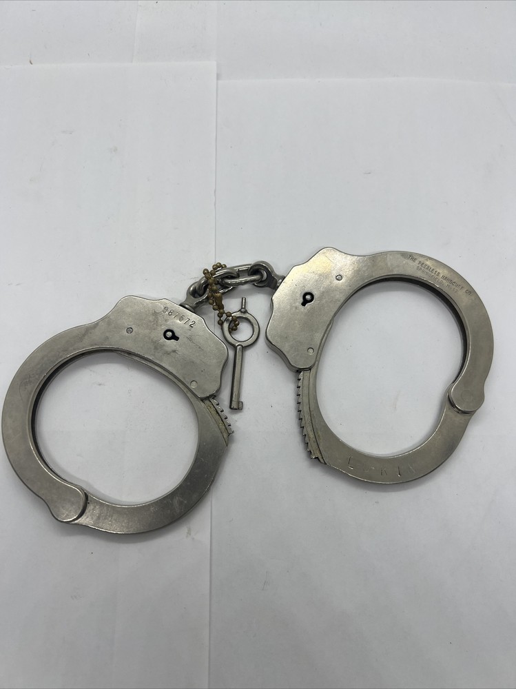 Handcuffes with Key Peerless Handcuff Co Lukin