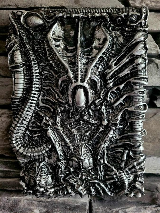 Alien Queen Relief Silver, NEW, Style Giger