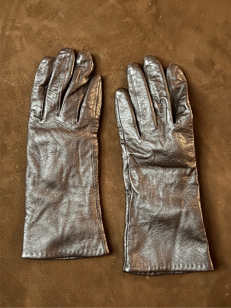 Lakeshore drive leather gloves