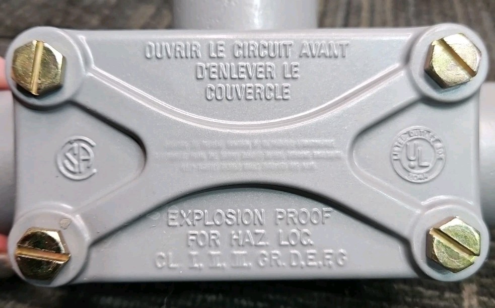 Hubbell Killark XT-3 1" Conduit Fitting