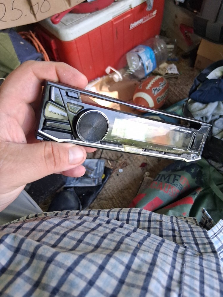 JVC KD-R775S Faceplate