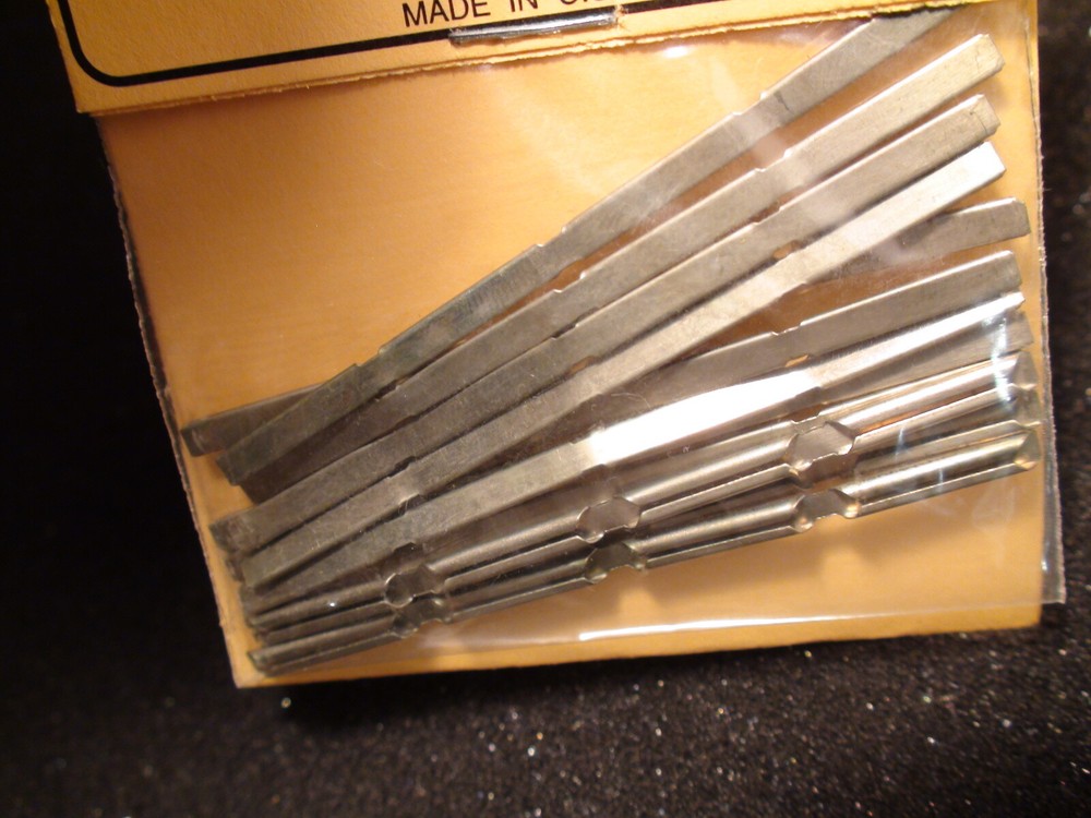 MICRO ENGINEERING #26-100 48PC RAIL JOINERS HO CODE 100 BIGDISCOUNTTRAINS
