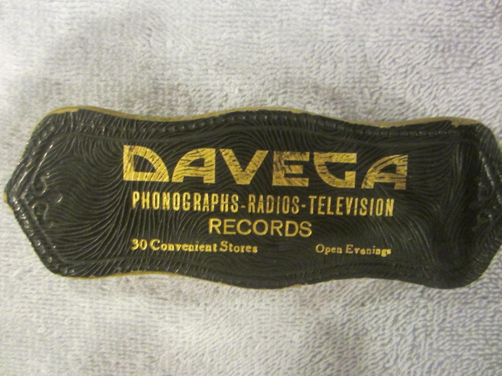 Devega appliance stores Record Brush