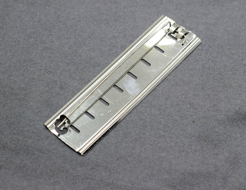 Mounting Bar for 4 Medals with fastener