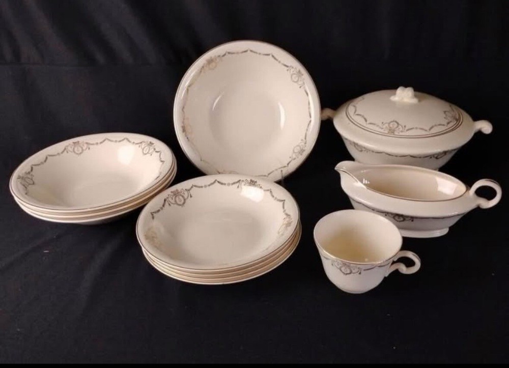 China Dish Set, Edwin Knowles