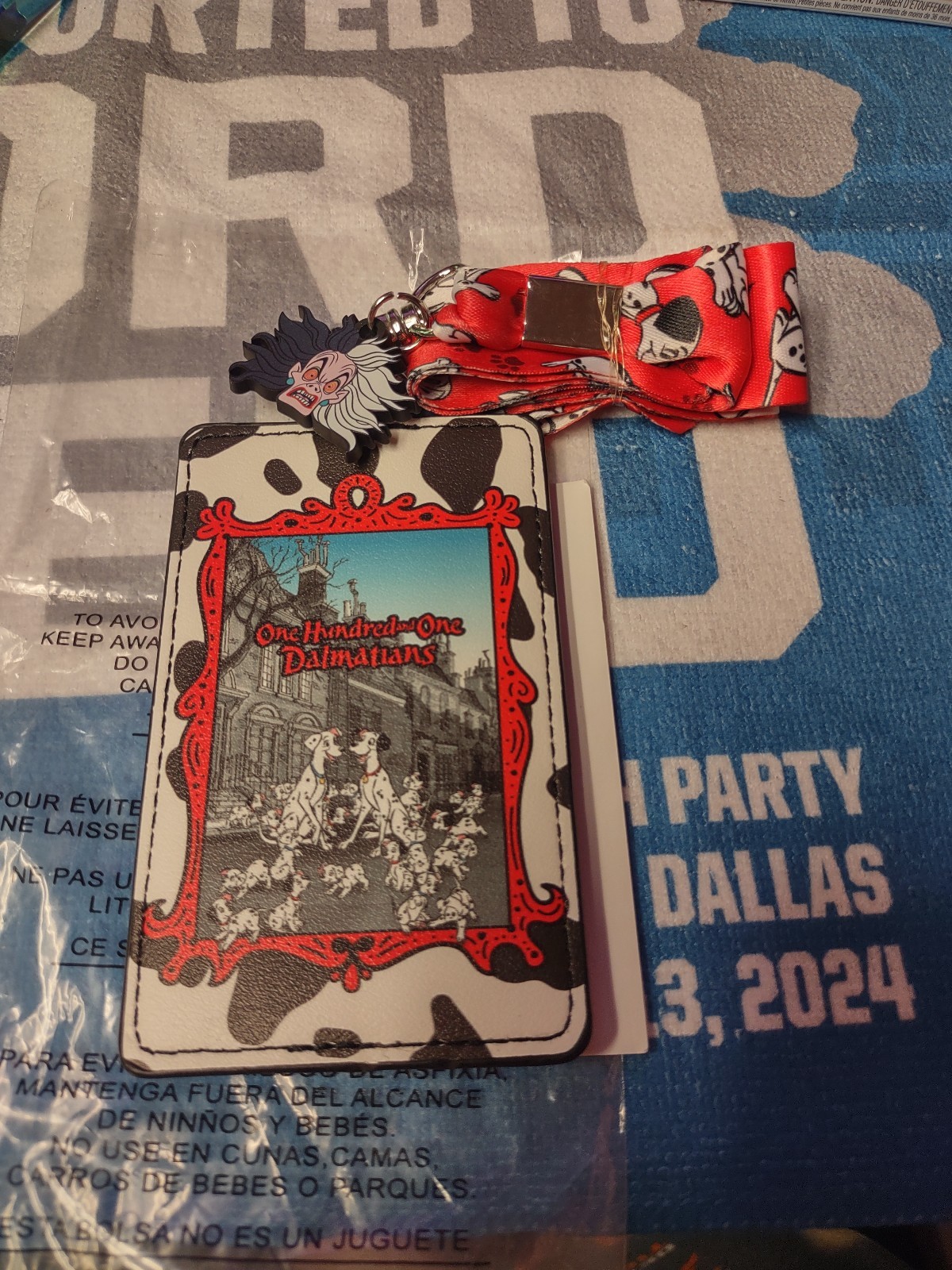 Loungefly Disney 101 Dalmatians Dogs Storybook Cardholder Lanyard #FF2