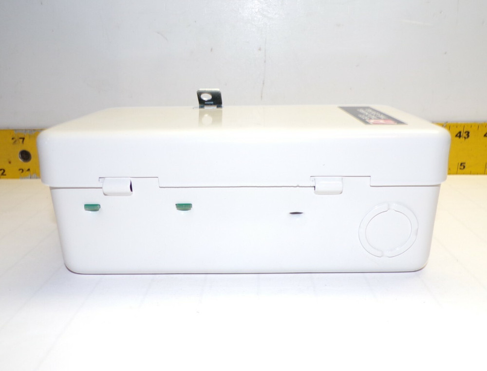 NEW PARAGON 2 CHANNEL ELECTRONIC TIME CONTROL 277 VAC EC72