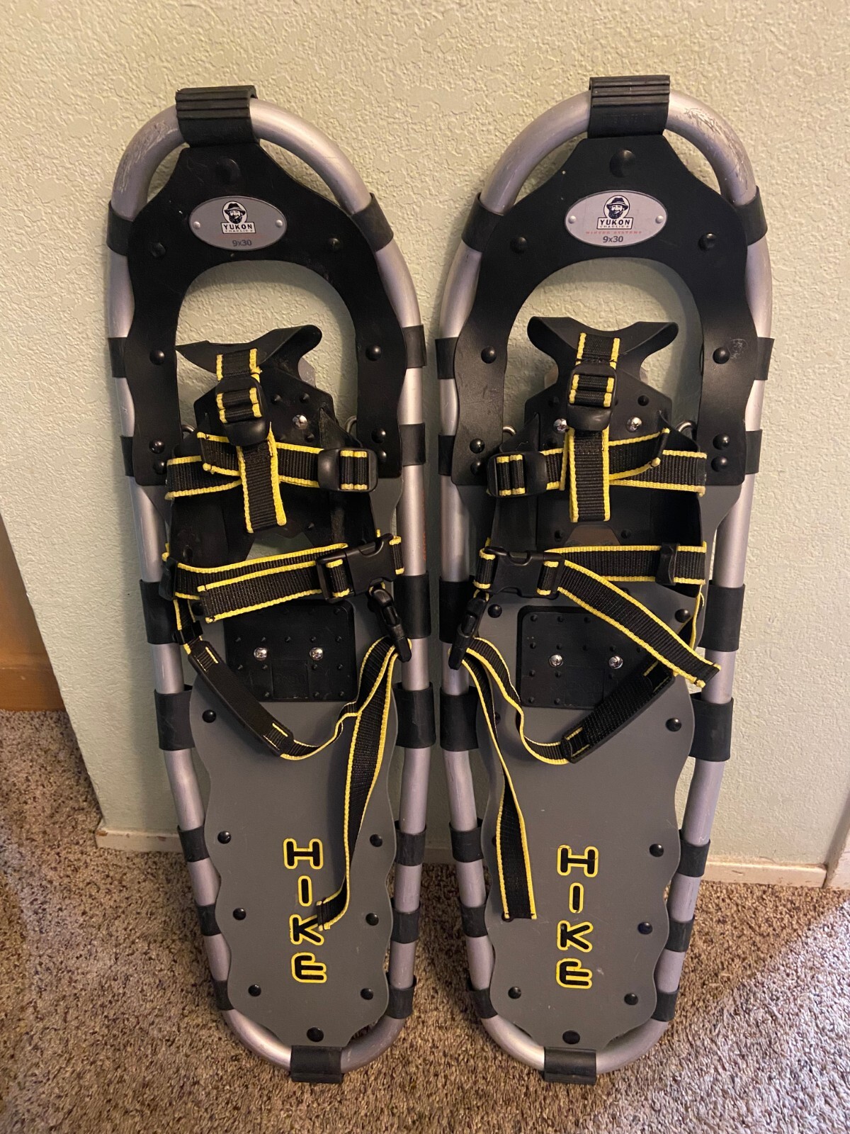 🌊 GRAY BLACK YUKON CHARLIE'S 9x30 930 HIKE SNOW SHOES 6000 SERIES NO POLES - N3