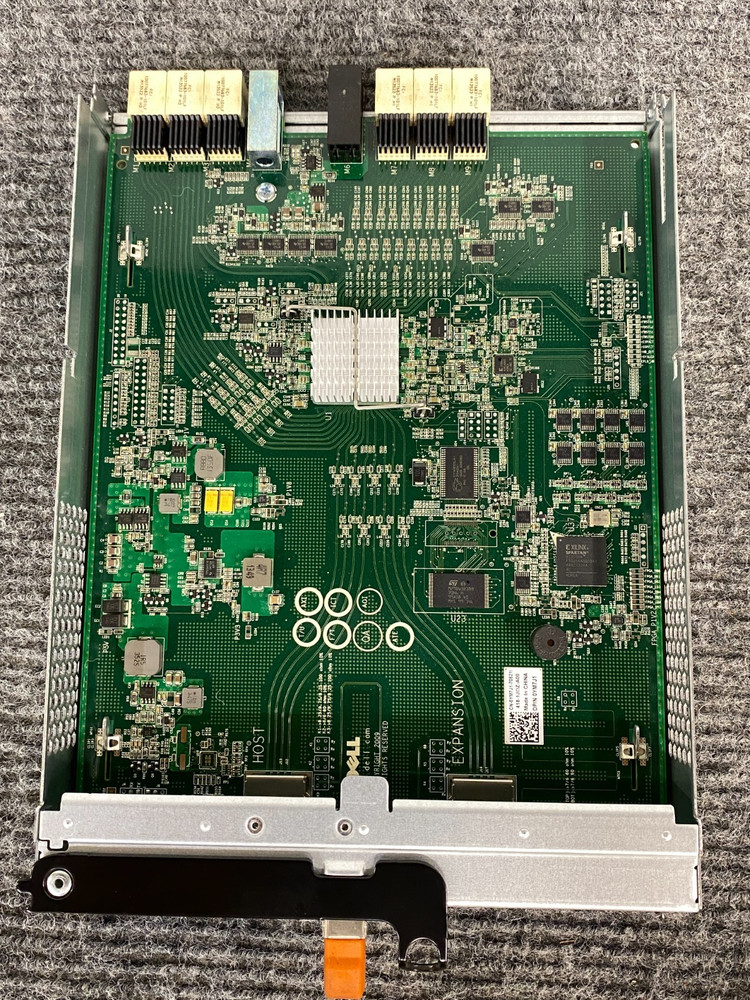 Dell Compellent SC220 Mass Storage Array, 2x Controllers, 2x PSU w/ Cord (As Is)