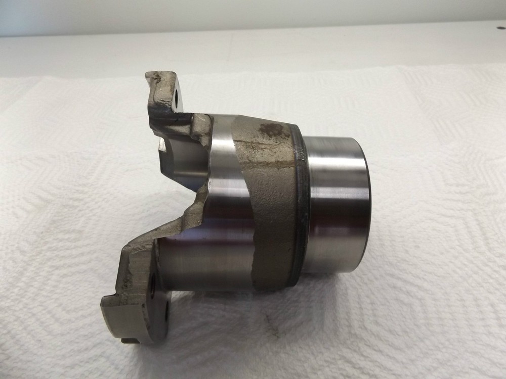 VOLVO YOKE 73989